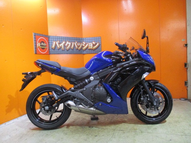 横から見てもこの通り状態グッド！！カラーもブルーブラックでとってもかっこいい！他店追従不可能価格！！